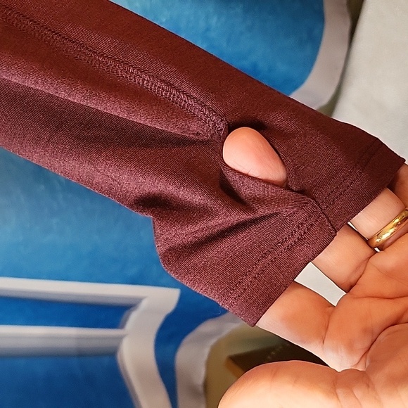 Quince Flowknit Ultra Sift Performance Long Sleeve Tee Burgundy Medium - Picture 3 of 7